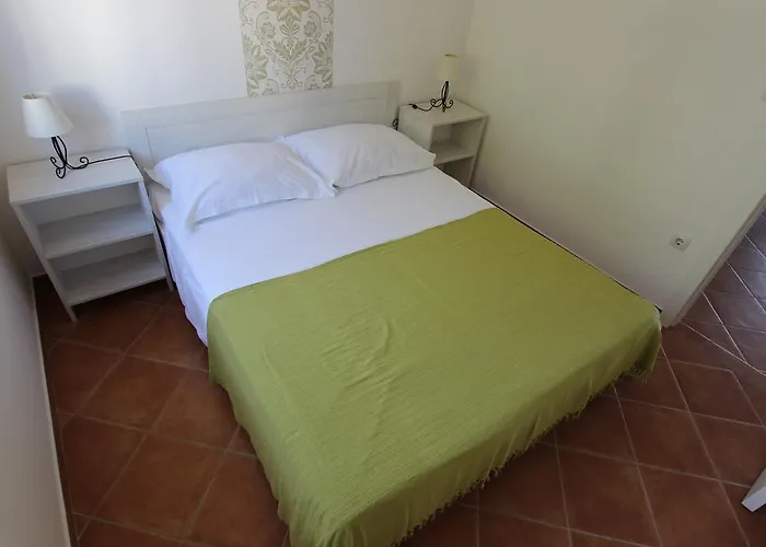 Salvia Rogoznica (Sibenik-Knin)